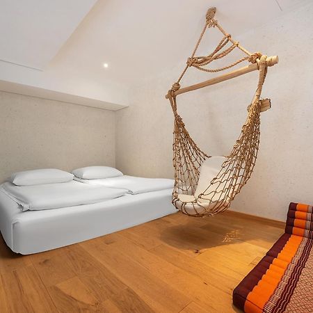 Manli Hotel Shanghai Pudong Airport - Pet Friendly Bagian luar foto