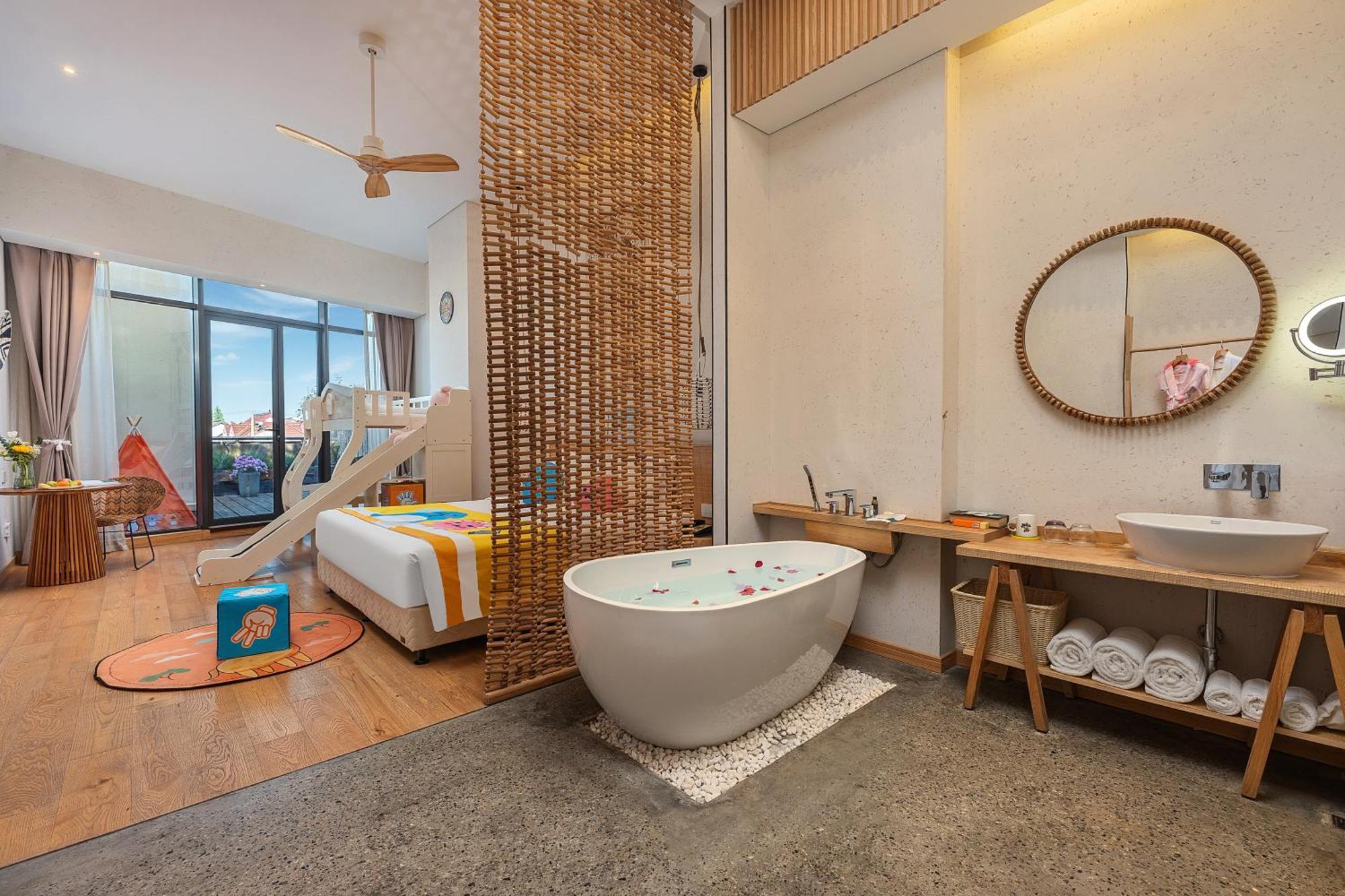 Manli Hotel Shanghai Pudong Airport - Pet Friendly Bagian luar foto