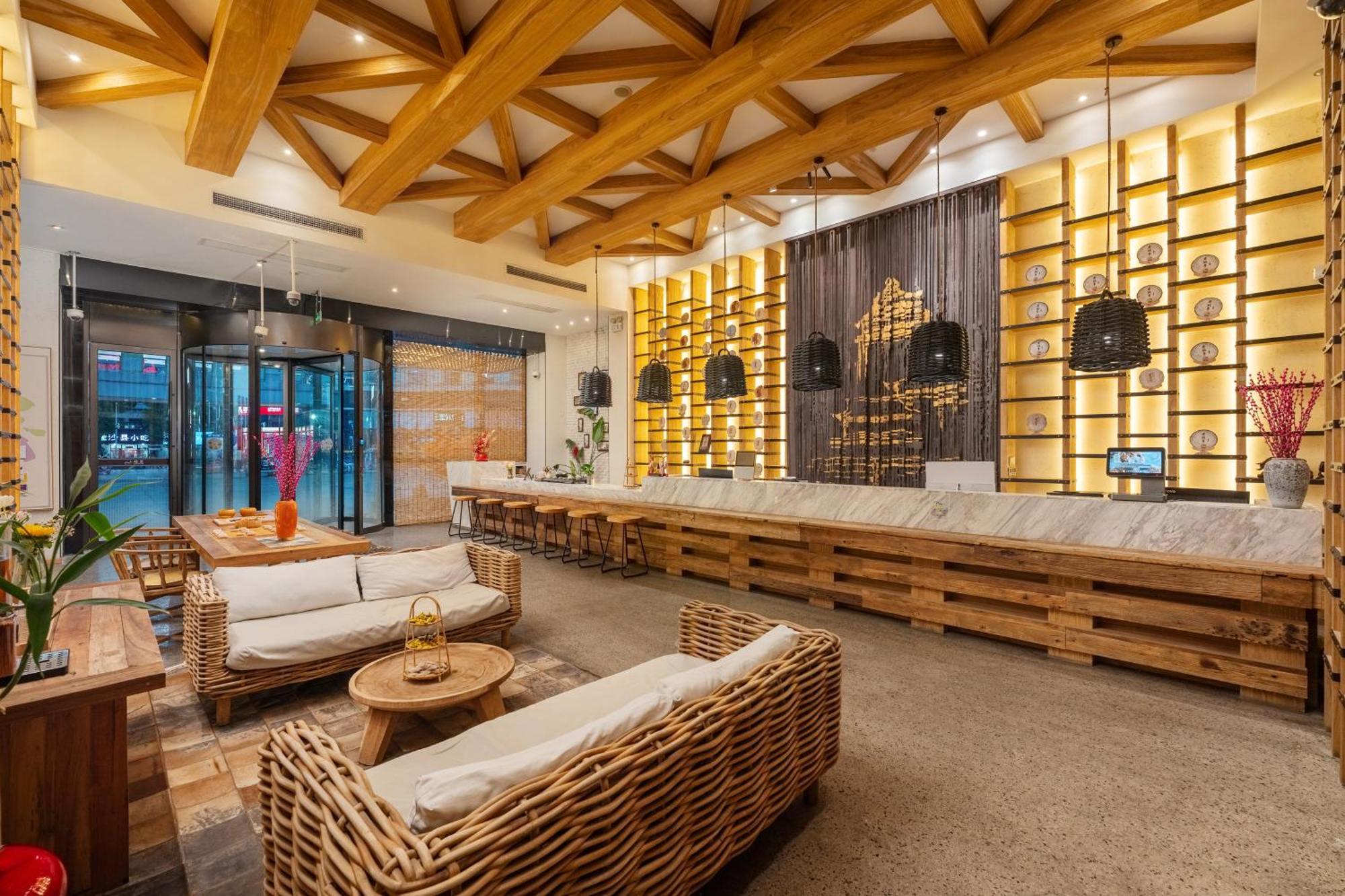 Manli Hotel Shanghai Pudong Airport - Pet Friendly Bagian luar foto