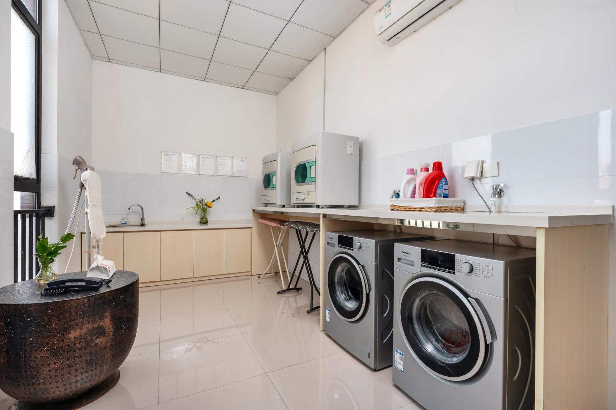 Manli Hotel Shanghai Pudong Airport - Pet Friendly Bagian luar foto